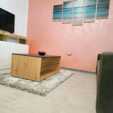 Sole Pool & Spa Mamaia Nord Apartment Navodari