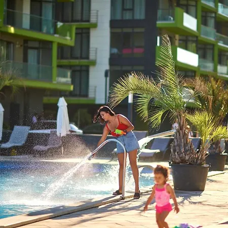 Sole Pool & Spa Mamaia Nord Apartment